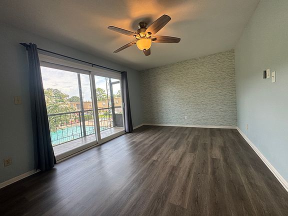 4th image of 200 Saint Andrews Blvd APT 1103