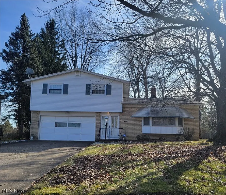 22200 Sandalwood Rd photo 1