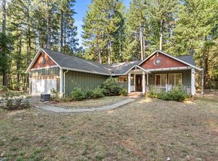 200 Harlow Way, Cave Junction, OR 97523