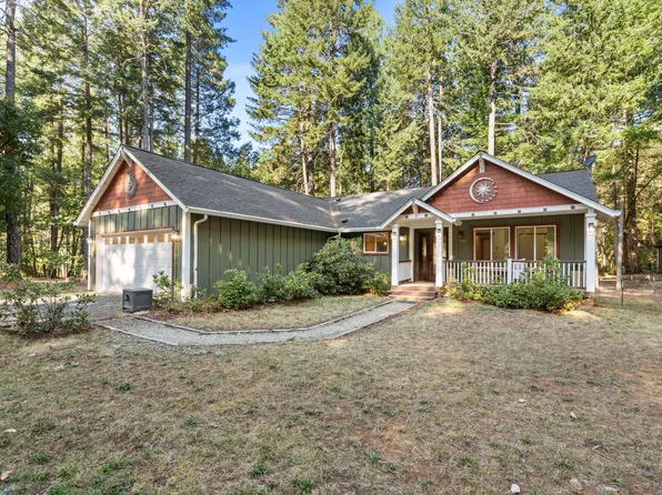 200 Harlow Way, Cave Junction, OR 97523