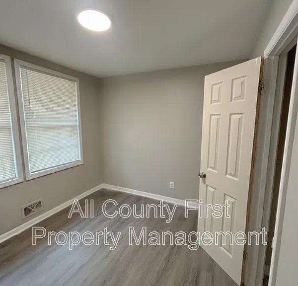 2386 Cresta Dr — Photo 9