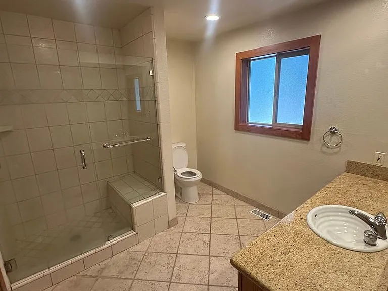12358 Greenwood Dr — Photo 13