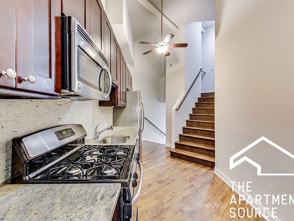 1st image of 1806 N Sheffield Ave #1R