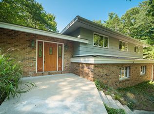 384 Piney Rd, Manistee, MI 49660