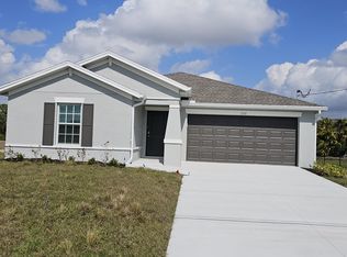 2131 NE 34th Ter, Cape Coral, FL 33909