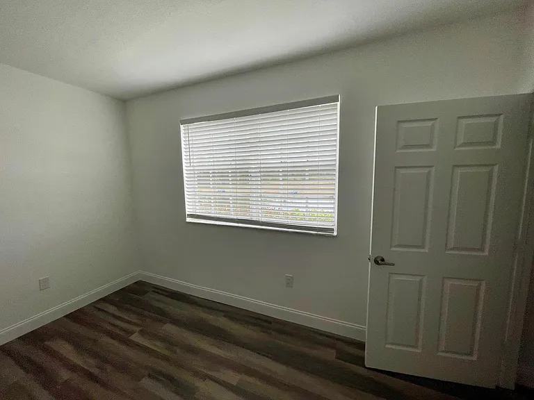 201 SW 116th Ave #22108 — Photo 14