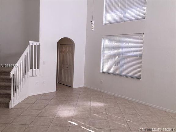 4th image of 1243 NW 167th Ave