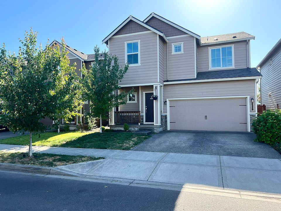 1st image of 2129 NW Woodland Dr