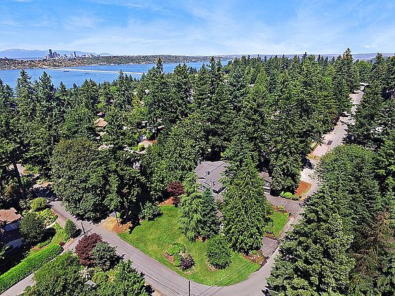 26,000 SF CORNER LOT! WOW!