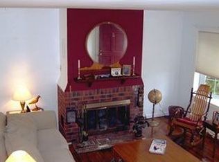 28 Holly Hill Rd, Wilmington, DE 19809