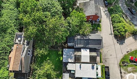 4th image of 2505 Gable St