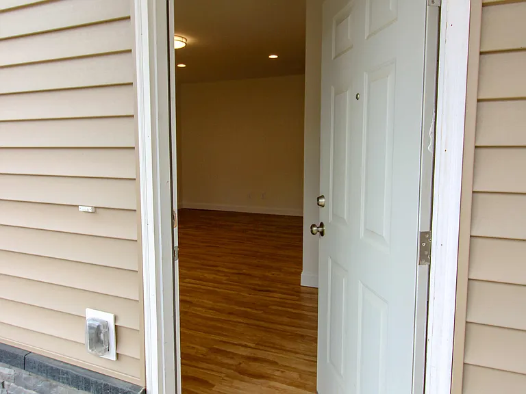 Midway Townhome — Photo 46