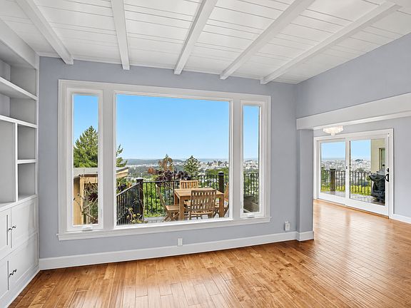 2nd image of 90 Clarendon Ave