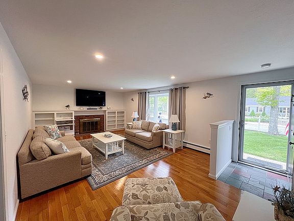 fireplace & built in shelves