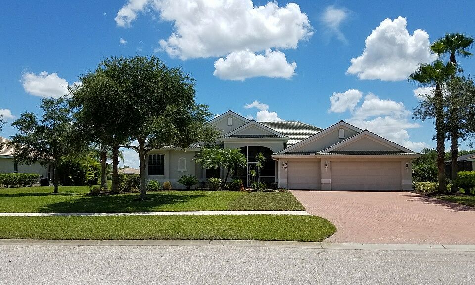 2nd image of 521 Country Meadows Way