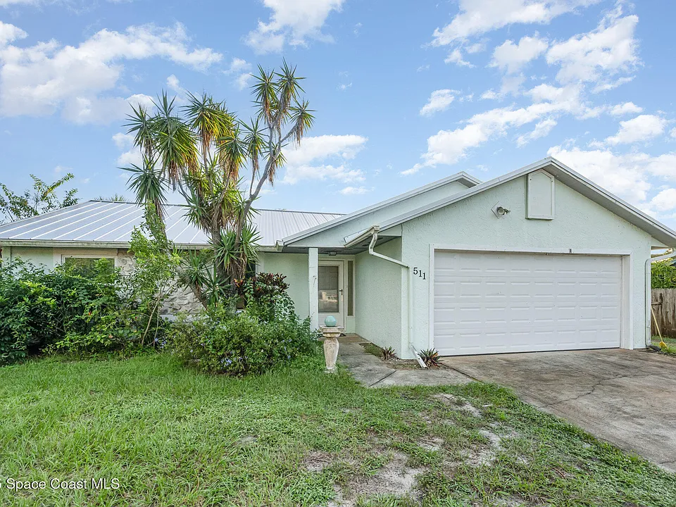 511 Biscayne Ln