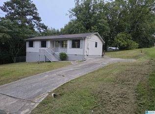 7833 Lake Ave, Leeds, AL 35094