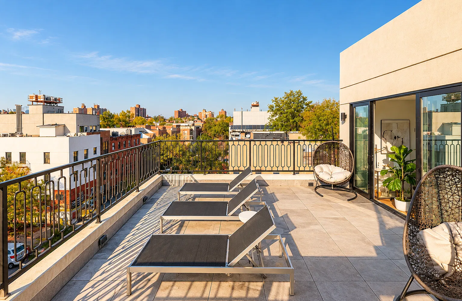 456 Franklin Avenue — Photo 3