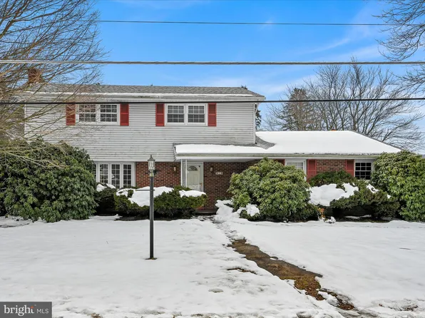 2 Will Ave, Barnesville, PA 18214