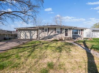 116 S California Ave, Morris, MN 56267