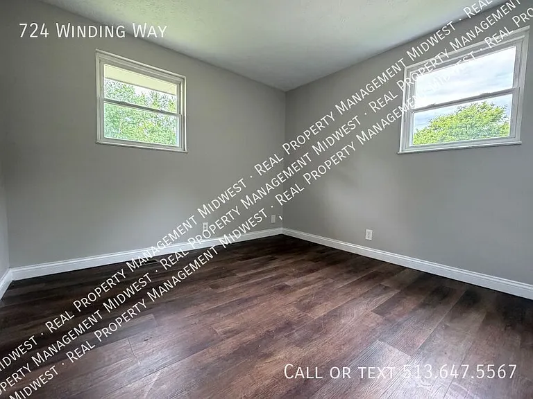 724 Winding Way — Photo 12