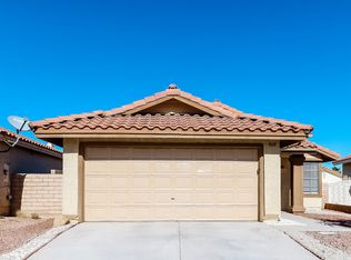 7668 Kalmalii Ave, Las Vegas, NV 89147
