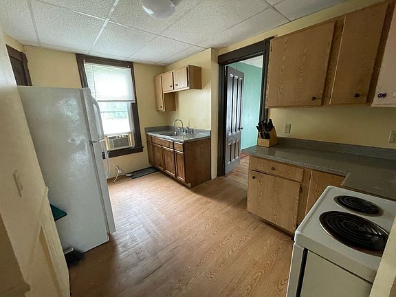 4th image of 15 Rickard St Unit 1