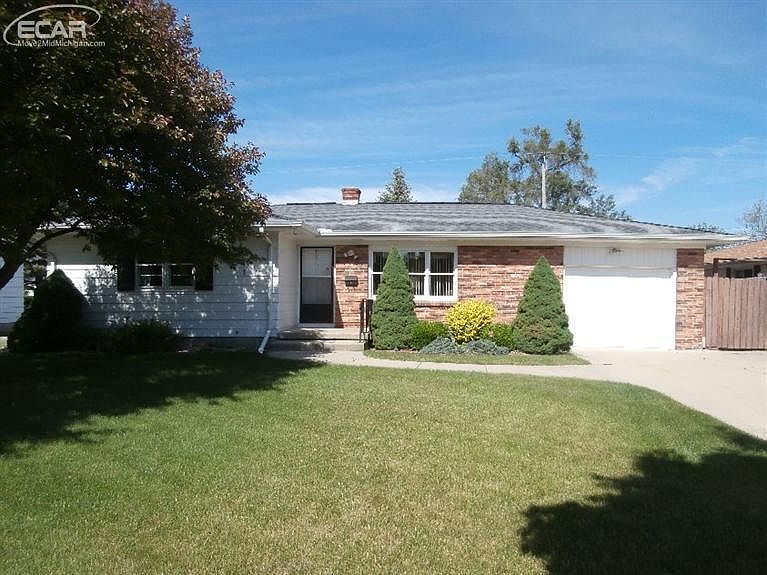 1st image of 821 Huntington Dr