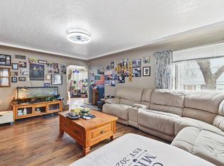 923 1st St S, Shelby, MT 59474