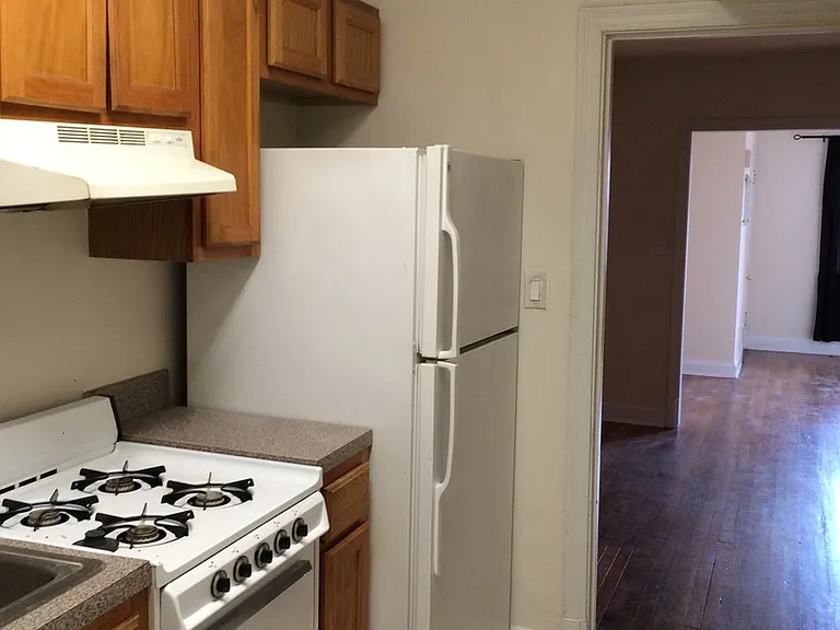 1830 Independence Ave SE — Photo 5