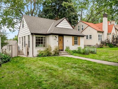 5220 14th Ave S, Minneapolis, MN, 55417