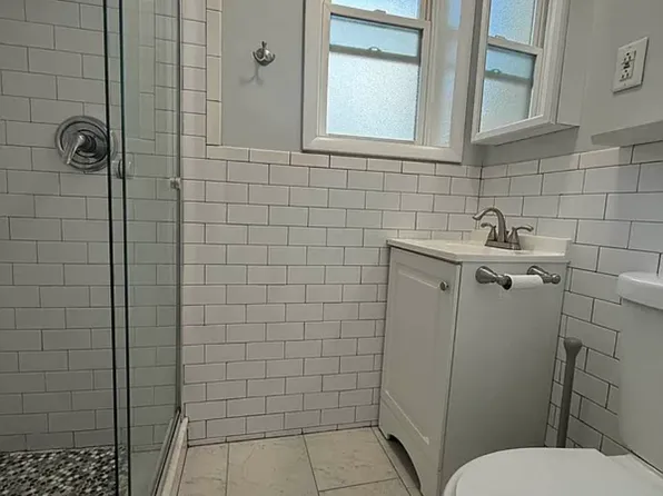 89 Verona Street image 7 of 10