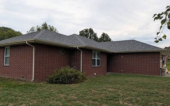 3rd image of 404 Kadee Dr