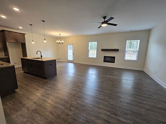 5th image of 133 Mumford Rd