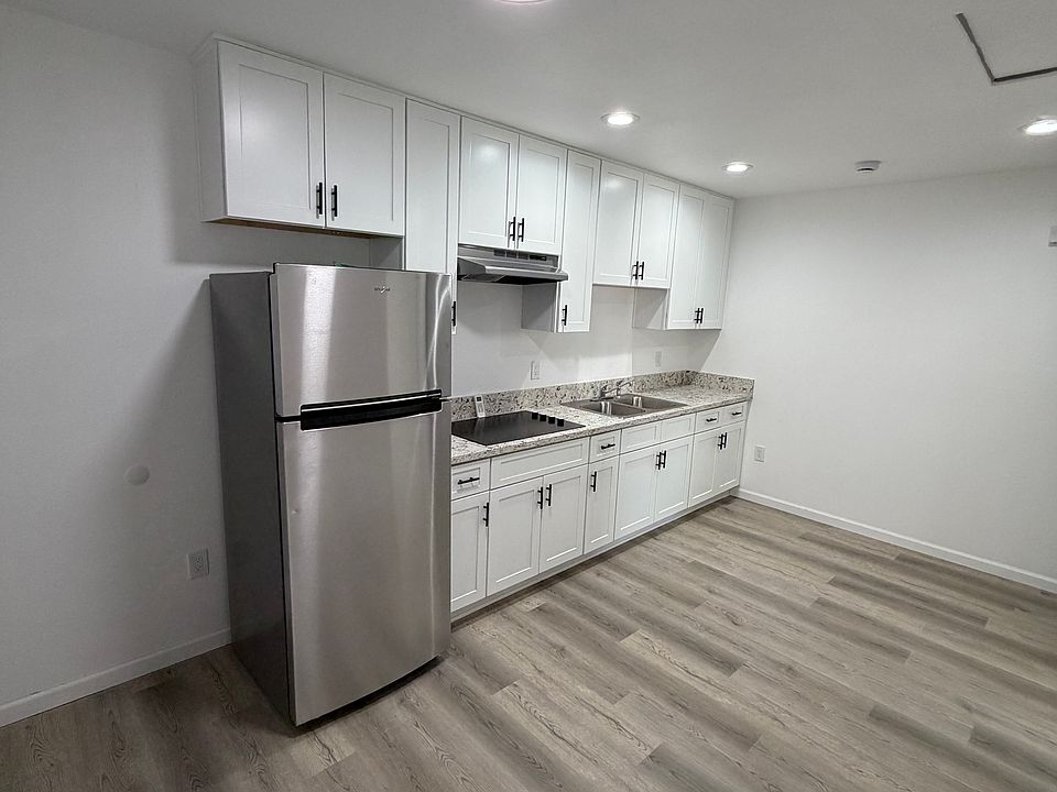 1st image of 150 Branding Iron Dr #102