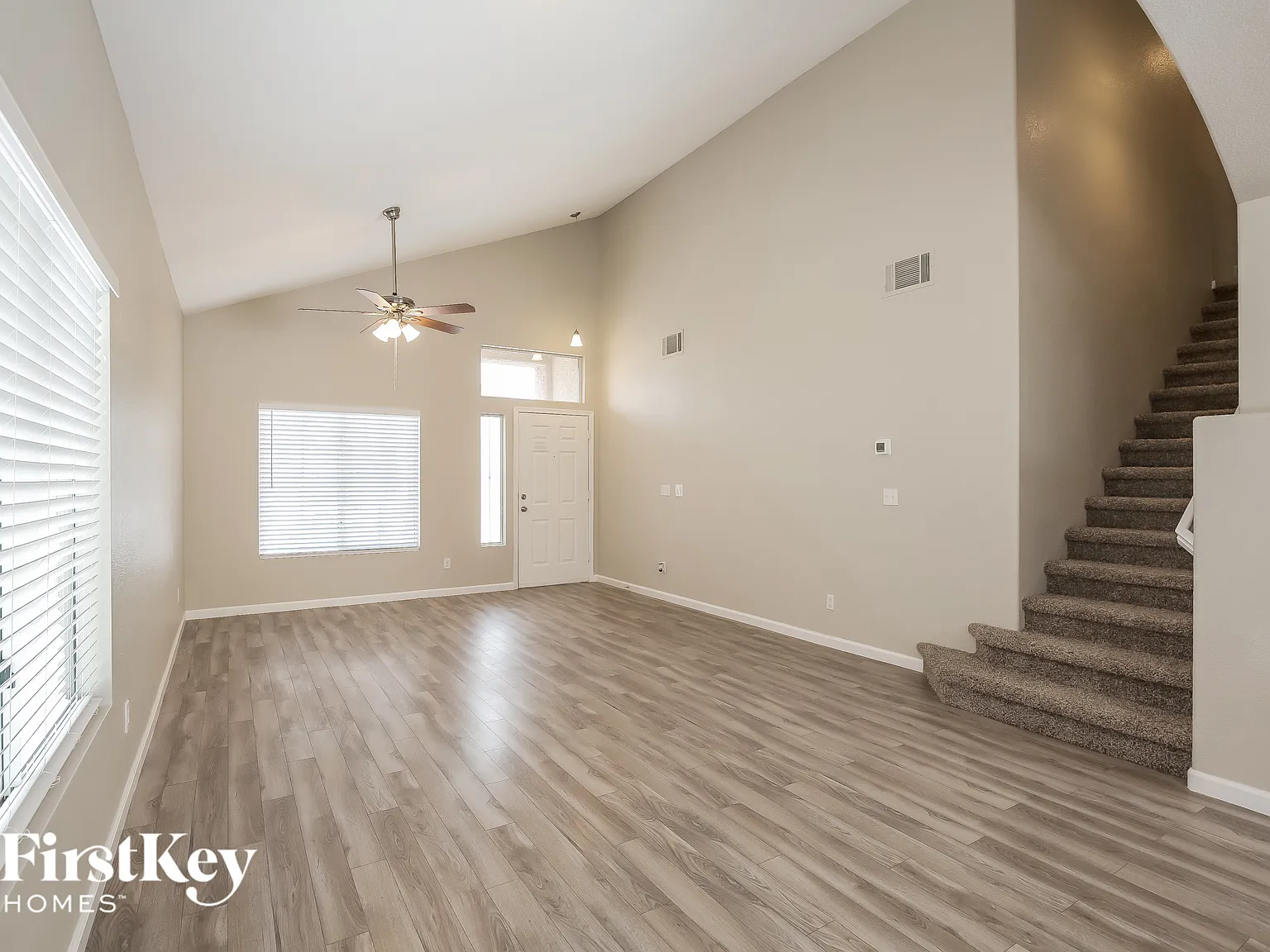 3 bed, 2.5 bath, 1630 sqft, $2,115 — Photo 3