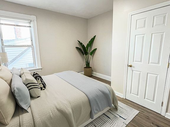 4th image of 12 Saint Mary St Floor 2