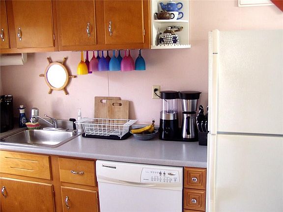4th image of 12856 Iola Dr