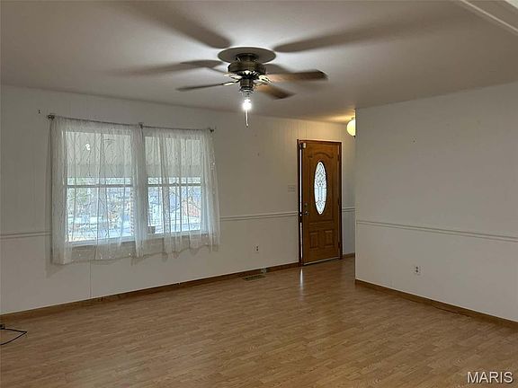 3rd image of 3958 Highway Nn