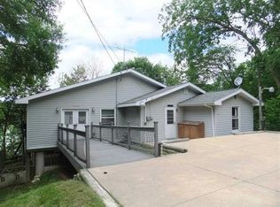 N3509 Tipperary Rd, Poynette, WI 53955