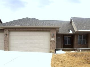 2915 Sandy Ln, Springfield, IL 62711