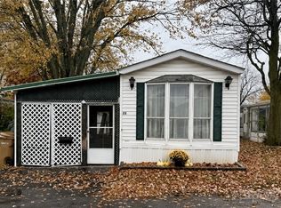 15 Lobue Ln, Buffalo, NY 14225