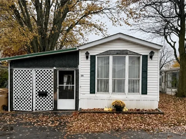 15 Lobue Ln, Buffalo, NY 14225