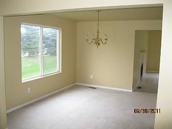4th image of 2978 Briarwood Dr