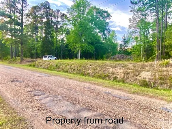 932 Lorick Horton Rd, Camden, SC 29020