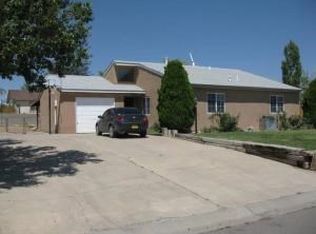 190 Saffin Dr SE, Rio Rancho, NM 87124
