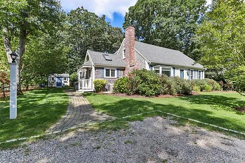 4 Wildwood Ave Photo 1