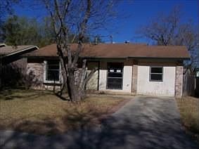 2nd image of 6719 Middle Oaks Dr