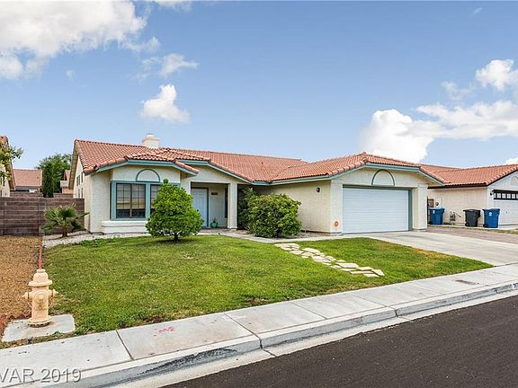 2nd image of 3117 Whispering Willow Ln