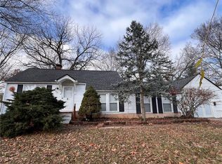 9724 Pennsylvania Ave, Kansas City, MO 64114
